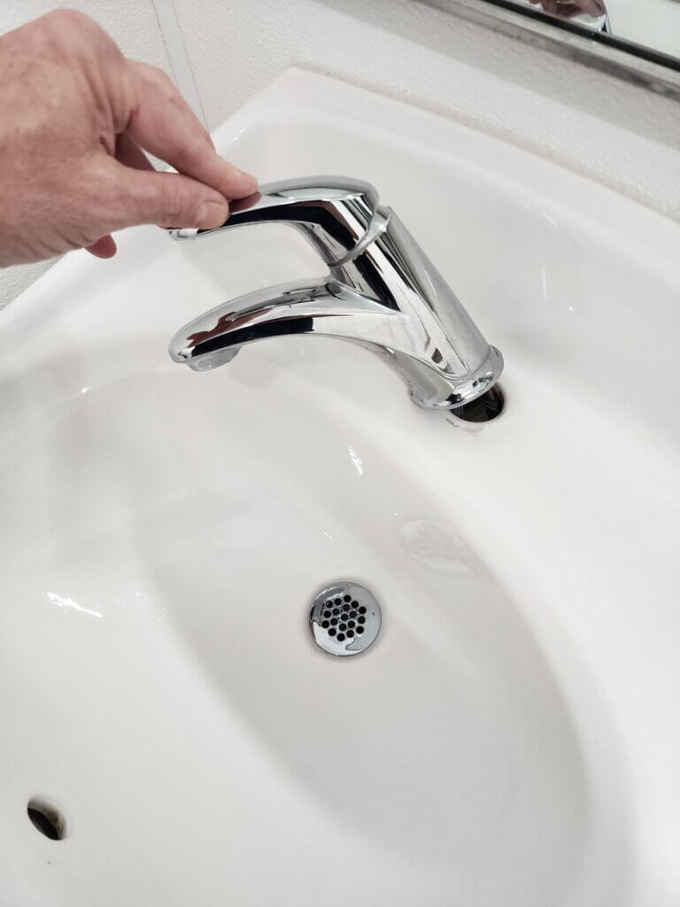 Sink Faucet Repair